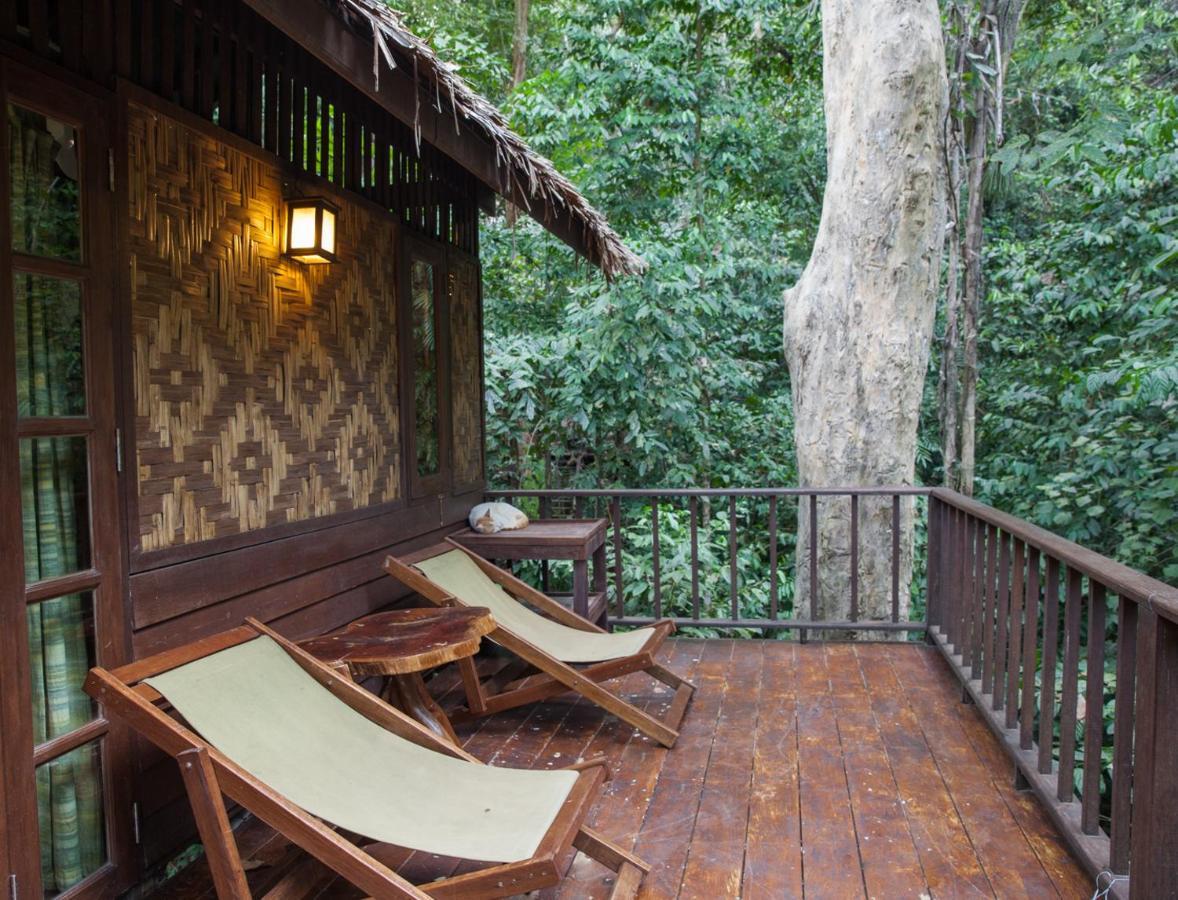 Отель Our Jungle House Khao Sok National Park Экстерьер фото